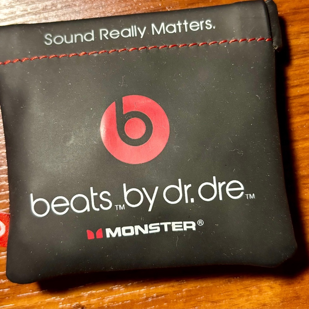 beats by Dre by Monster